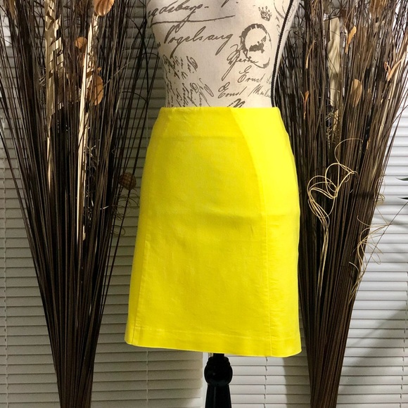 LOFT Dresses & Skirts - Yellow Loft Skirt